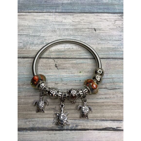 Jewelry - Stretch Bracelet Spring Flex Charm Silver Tone Bracelet Turtles NWOT Multi Color
